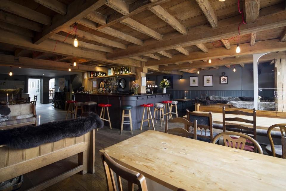 <p>Low ceilings, industrial-style lighting, and moody grey interiors create a cosy, contemporary atmosphere in this idyllic local pub with rooms.</p><p>Thought to have been frequented by Angelina Jolie and Brad Pitt when they were married, it's got the Hollywood seal of approval - and it's not hard to see why.</p><p>Great grub is guaranteed and the ambient restaurant boasts a winter-warming open fire.</p><p>Rooms are modern and stylish in neutral tones, offering a cool sanctuary to relax in with a content belly and a head full of fresh air.</p><p>The traditional village of Ickham offers country walks aplenty, while Canterbury is just a 20-minute drive away if you fancy a culture fix. Our advice? Stay put in your chic country retreat.</p><p><a class="link " href="https://www.redescapes.com/offers/kent-ickham-duke-william-hotel" rel="nofollow noopener" target="_blank" data-ylk="slk:READ OUR REVIEW AND BOOK;elm:context_link;itc:0;sec:content-canvas">READ OUR REVIEW AND BOOK</a></p><p><a class="link " href="https://www.booking.com/hotel/gb/the-duke-william.en-gb.html?aid=2070929&label=romantic-hotels-kent" rel="nofollow noopener" target="_blank" data-ylk="slk:BOOK NOW;elm:context_link;itc:0;sec:content-canvas">BOOK NOW</a><br></p>