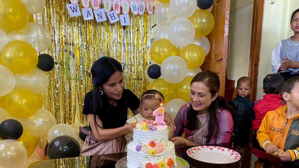 On 1st May 2021, Shylla’s family celebrated Wanhi’s birthday.