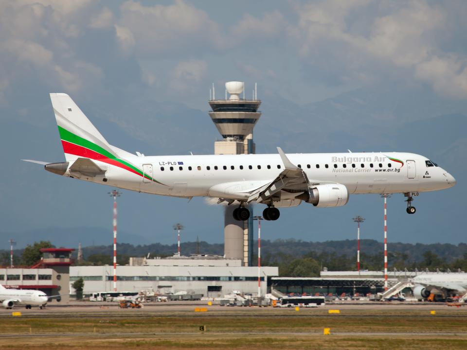 Bulgaria Air Embraer 190