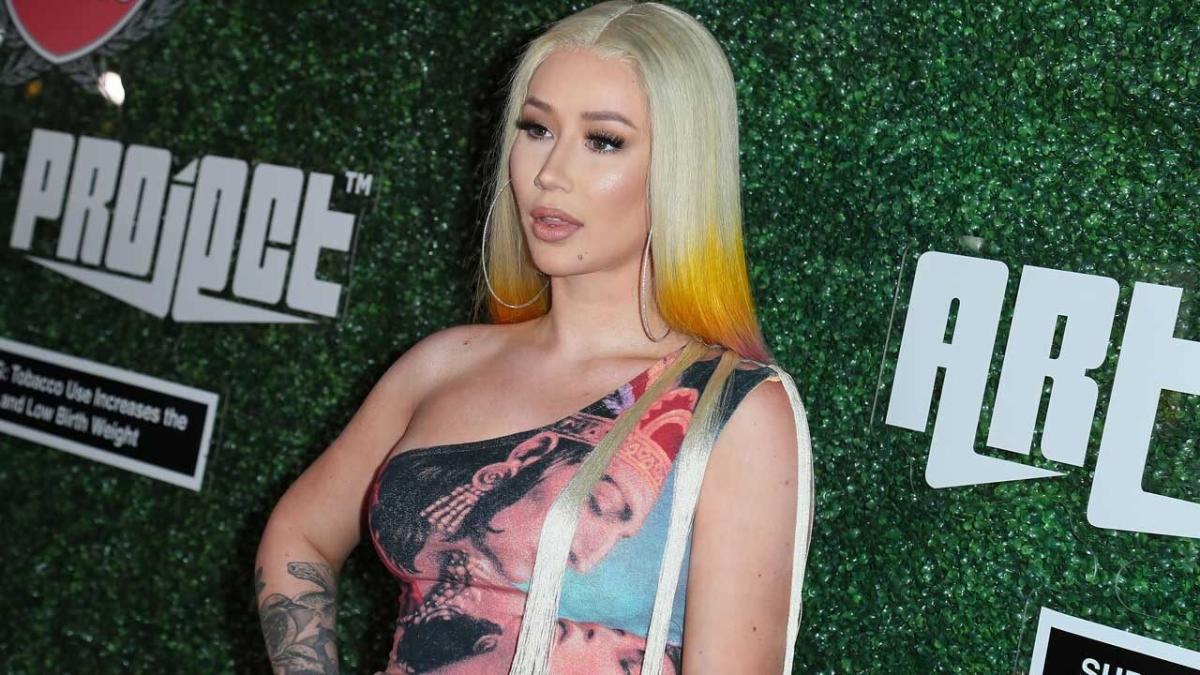 Iggy Azalea Speaks Out After Topless Photo Leak Im Surprised And Angry 5215