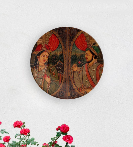 A reminder of great romances and a rich architectural heritage, the 8-inch, ceramic <a href="https://fave.co/2OwrRZ7" rel="noopener" target="_blank" data-ylk="slk:Mughal Love wall plate by Quirk India;elm:context_link;itc:0;sec:content-canvas" class="link "><strong>Mughal Love wall plate by Quirk India</strong></a>. <em>Rs.749 on offer. </em><a href="https://fave.co/2OwrRZ7" rel="noopener" target="_blank" data-ylk="slk:Flash sale!;elm:context_link;itc:0;sec:content-canvas" class="link "><strong>Flash sale!</strong></a>