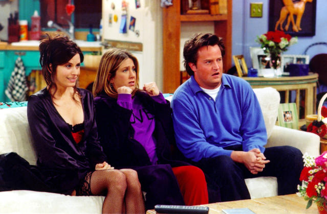 Friends-moments-that-would-change-today.jpg