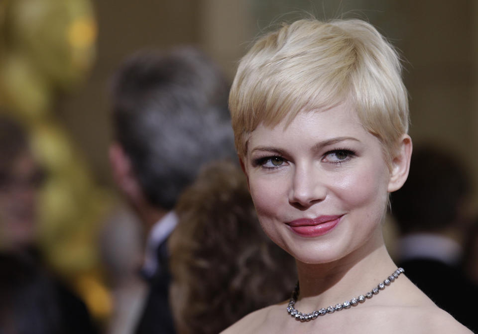 <strong>"You make it work. You keep getting out of bed. Sometimes it's just because you know there's a cup of coffee downstairs." -Michelle Williams, <a href="http://content.usatoday.com/communities/entertainment/post/2010/12/michelle-williams-you-make-it-work/1#.U2fiD0JdUhI" target="_blank">mom to Matilda </a></strong>