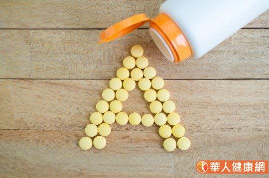 維生素 A能讓呼吸系統粘膜修復，並減少病原菌、病毒進入體內的機會。對氣管、黏膜、眼睛都是重要維生素。