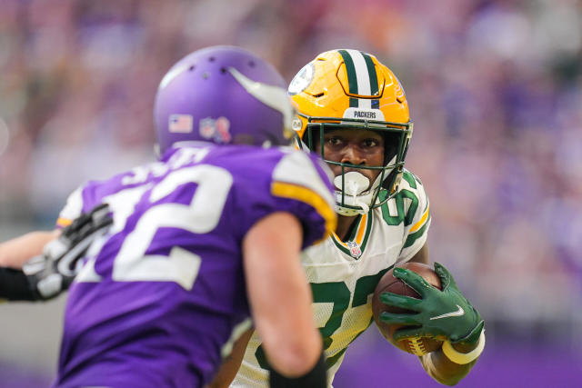 Packers rookie WRs play right away, Amari Rodgers doesn't in