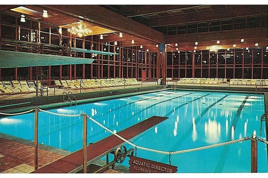 Grossinger's Catskill Resort Hotel, New York Vintage Postcard