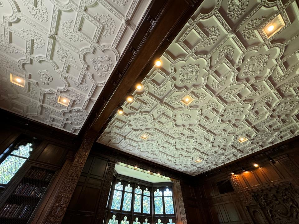 ceiling inside the library of hempstead house