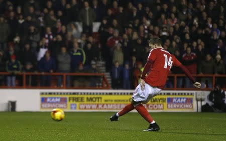 Britain Football Soccer - Nottingham Forest v Newcastle United - Sky Bet Championship - The City Ground - 2/12/16 Nottingham Forest’s Nicklas Bendtner has his penalty saved by Newcastle’s Karl Darlow Mandatory Credit: Action Images / Paul Childs Livepic