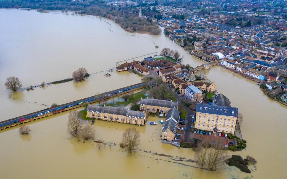 Flooding in St Ives, Cambridgeshire on Boxing Day - GEOFF ROBINSON