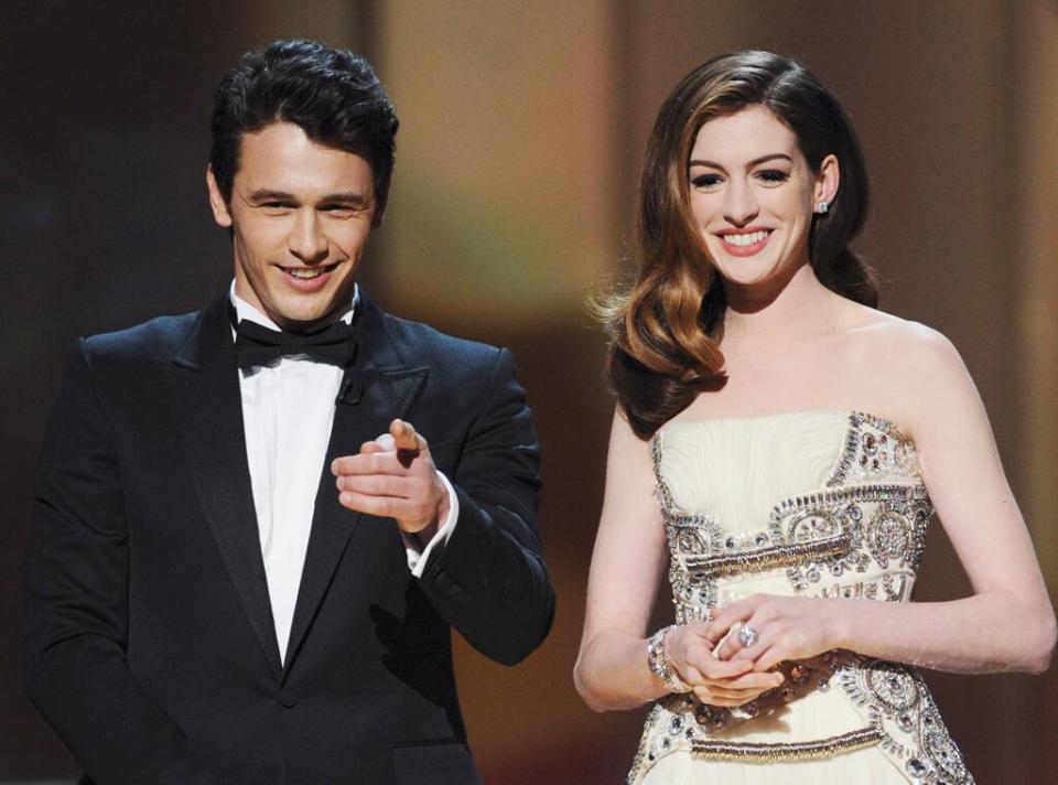 Anne Hathaway, James Franco, 2011 Oscars