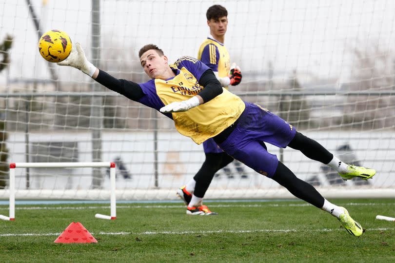 Andriy Lunin of Real Madrid trains at Valdebebas training ground