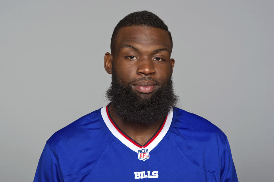 FILE - This is a June 17, 2014, file photo showing Mike Williams of the Buffalo Bills NFL football team. Former NFL receiver Mike Williams, who was injured in a construction accident two weeks ago and later put on a ventilator, died Tuesday, Sept. 12, 2023, his agent said. He was 36. Williams, who played for the Tampa Bay Buccaneers and Bills from 2010-14, died at St. Joseph’s Hospital in Tampa, agent Hadley Engelhard said. (AP Photo/File)