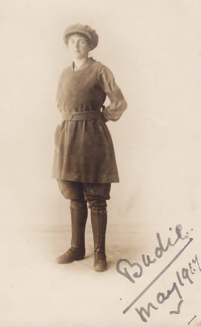 A Land Army worker from 1917. <em>Woman’s Life </em>magazine offered patterns for making your own smock and breeches for work on the land.