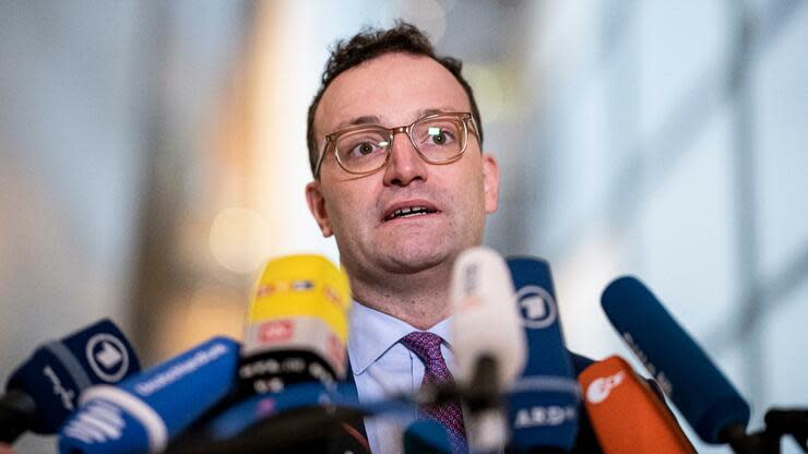 Der Gesundheitsminister ist einer der Aktivposten der Bundesregierung. Foto: dpa