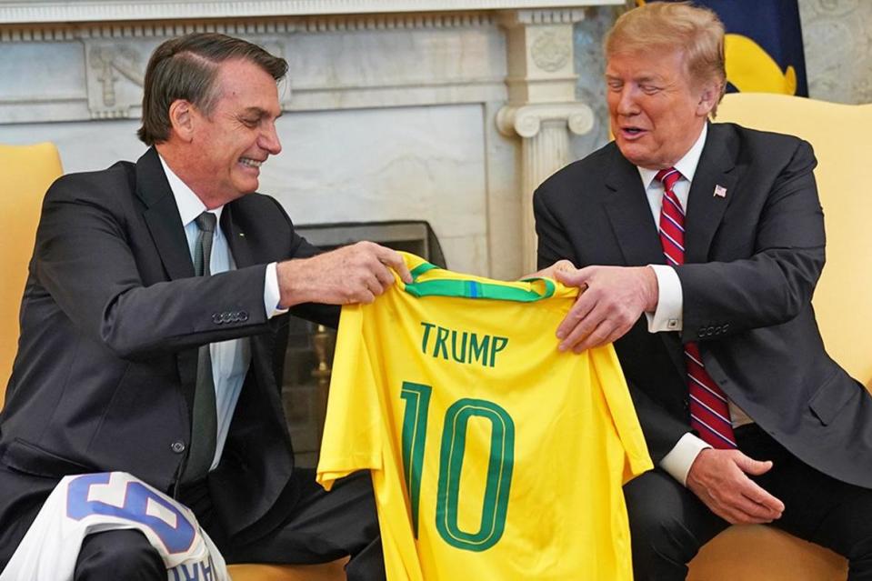 Trump news: President holds press conference with Brazil's far-right leader Bolsonaro, after Twitter row over 'deteriorating' mental health