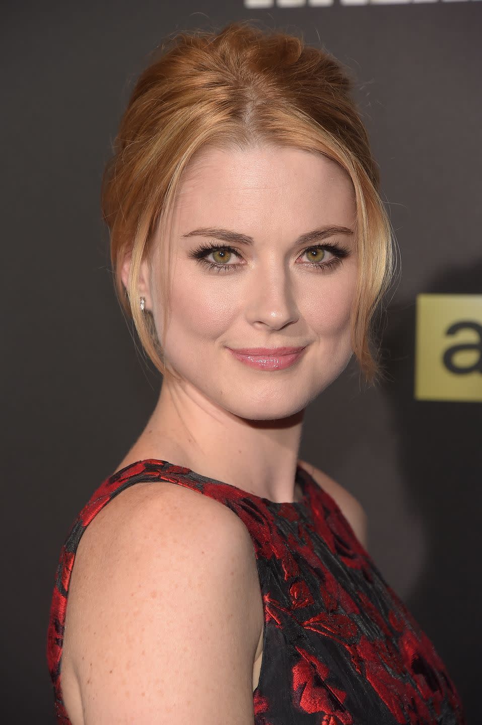 Alexandra Breckenridge as Mel Monroe