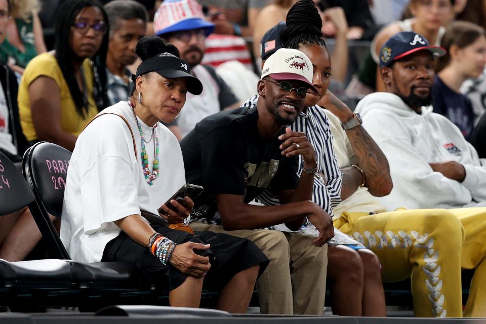 5 photos of celebs (Kevin Durant and Dawn Staley) attending the USA