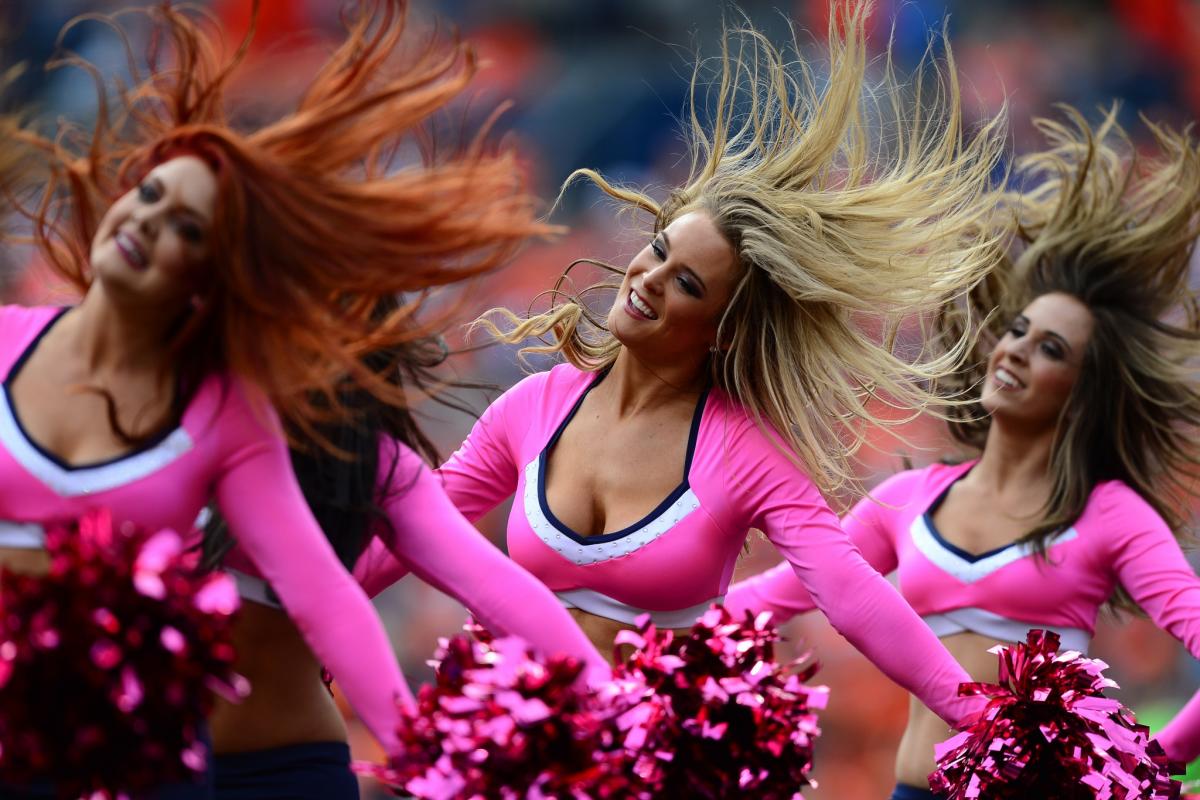 2015 NFL cheerleaders: Week 5