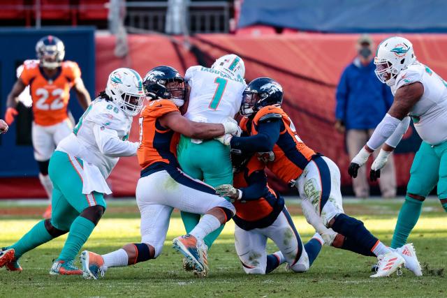 Dolphins adding Malik Reed, edge rusher previously played for Vic Fangio