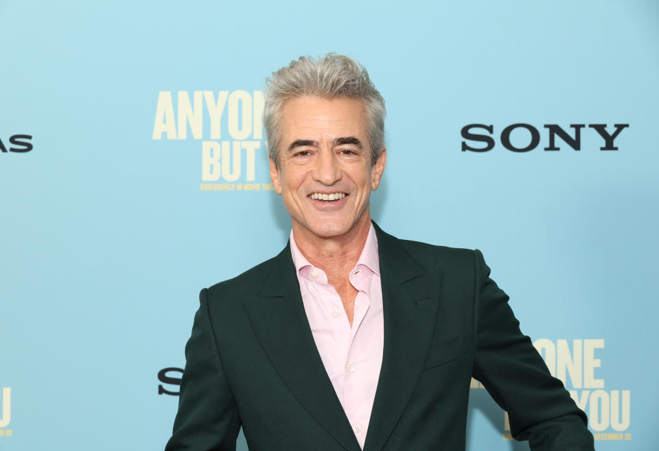 Dermot Mulroney volvió a la comedia romántica con un papel secundario en 'Con todos menos contigo'. (Foto de Dia Dipasupil/Getty Images)