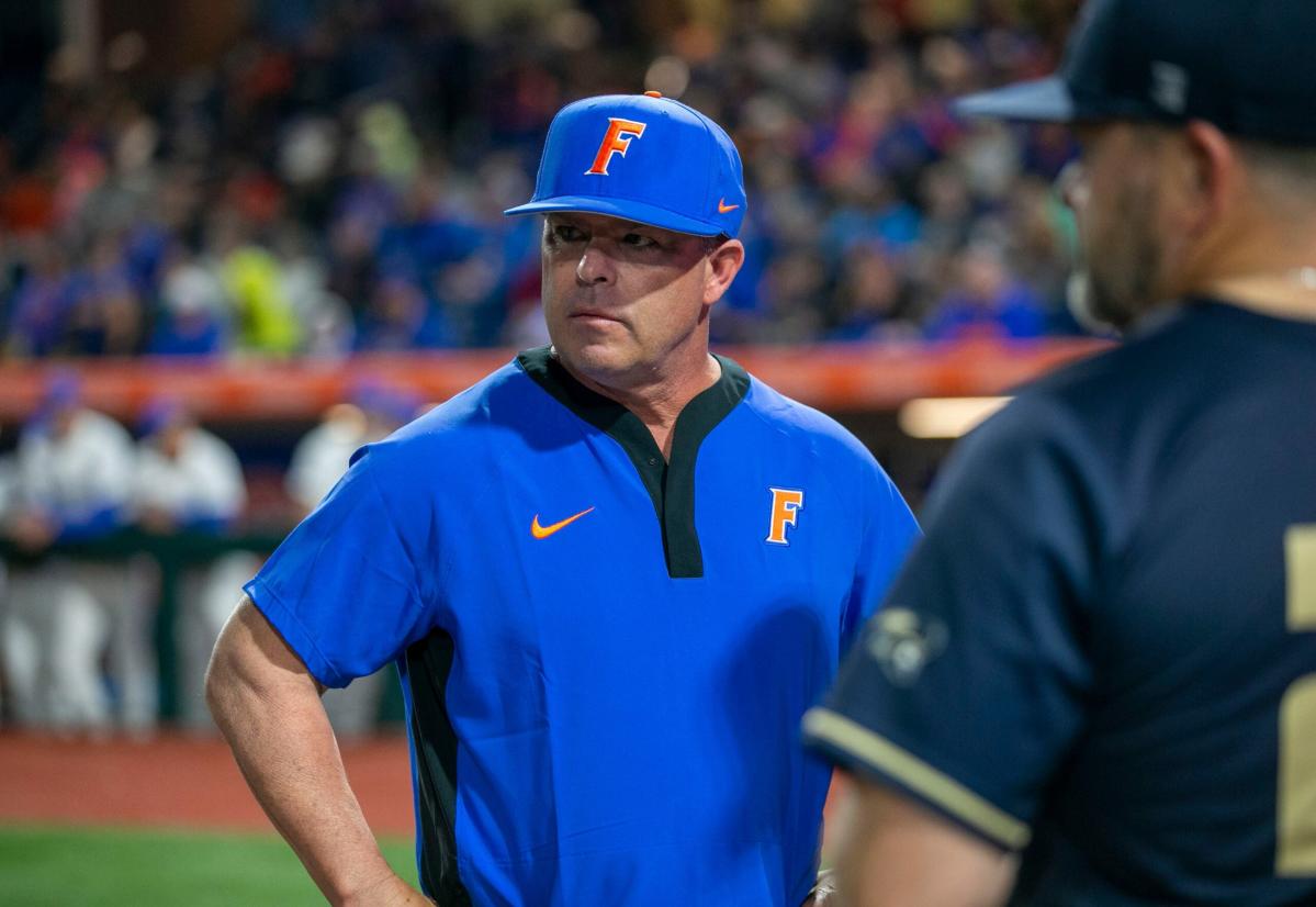 No. 7 Florida Welcomes Charleston Southern in Season Opener