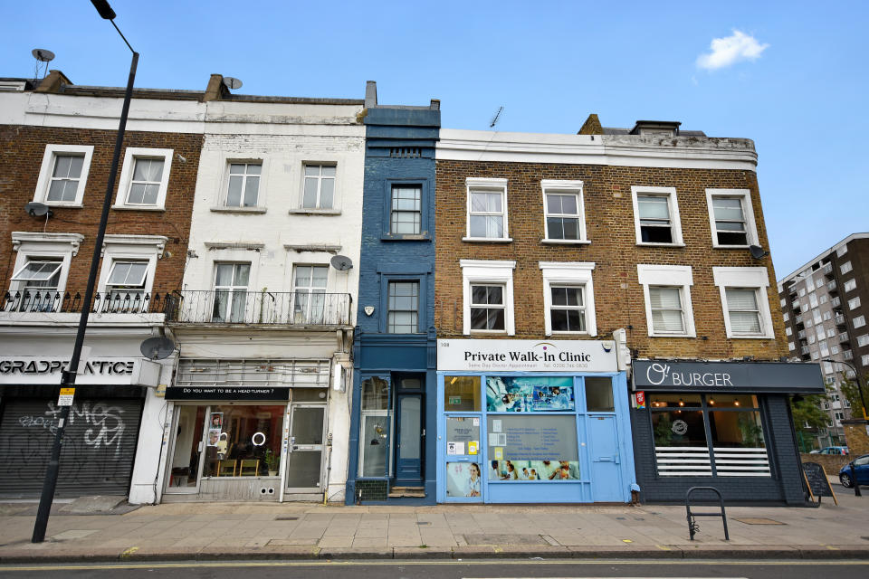 The outside of the narrow house. (Winkworth)