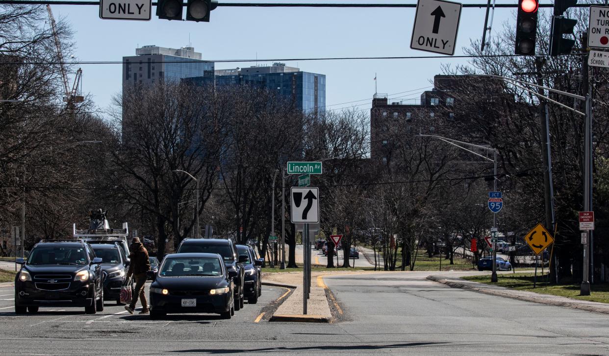 Senators Chuck Schumer and Kirsten Gillibrand have secured more than $16 million of federal money that will connect the Lincoln Avenue neighborhood of New Rochelle to downtown via Memorial Highway. The area of Memorial Highway, photographed March 11, 2024, including the roundabout near Lincoln Ave. will see improvements such as a "Highline" style green space, walkable roads, bike paths, open space and a mile-long elevated park from Lincoln Avenue to Huguenot Street.bike lanes.