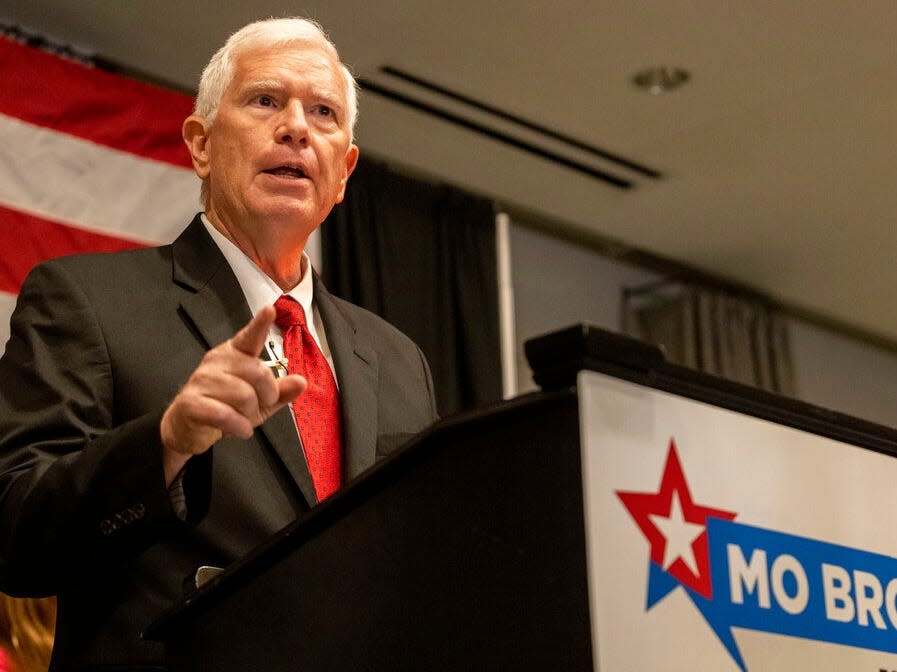 Mo Brooks