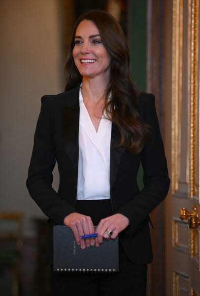 kate-middleton-windsor-meeting