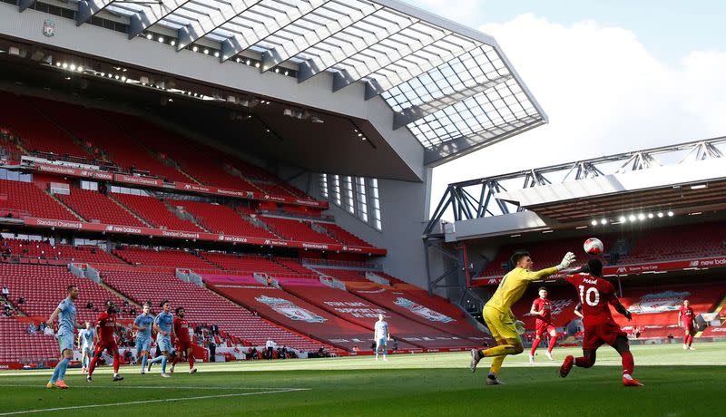 Premier League - Liverpool v Burnley