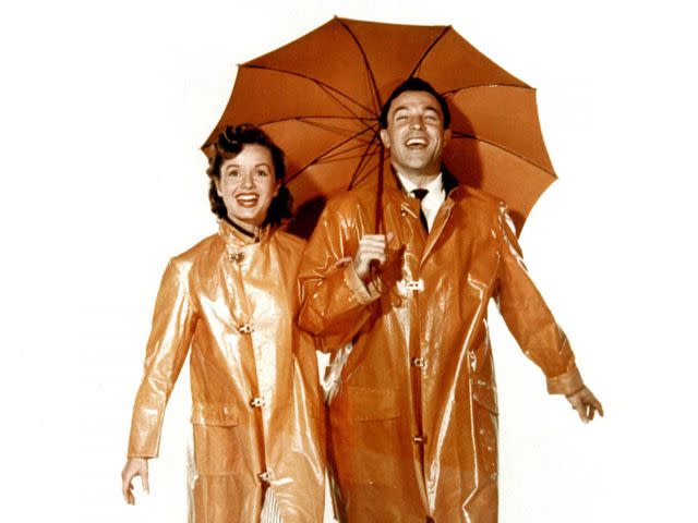 Everett Collection Debbie Reynolds and Gene Kelly from 'Singin' in the Rain'
