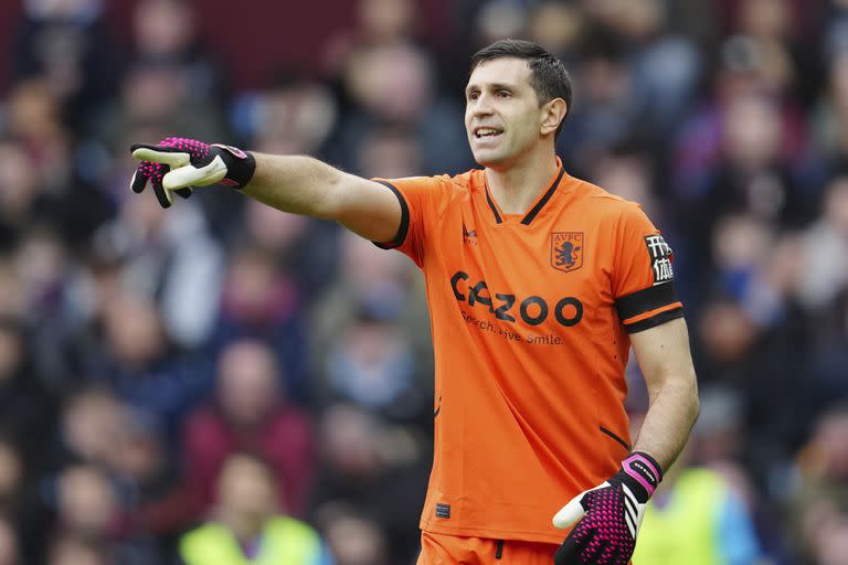 Emiliano Martínez quiere recuperarse de la caída ante Arsenal cuando Aston Villa visite a Everton