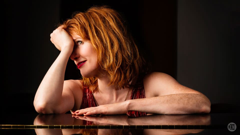 Alicia Witt - Travis Commeau