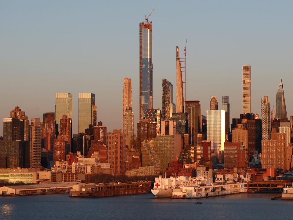 USNS Comfort in New York on April 8