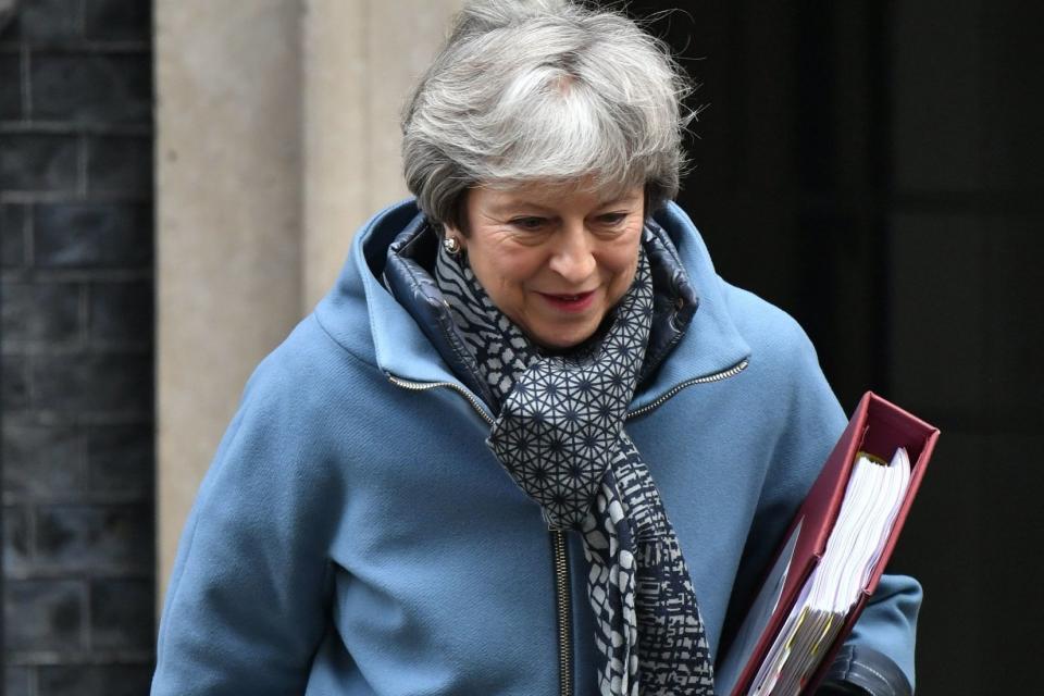 Theresa May faces defeat by MPs over no deal Brexit