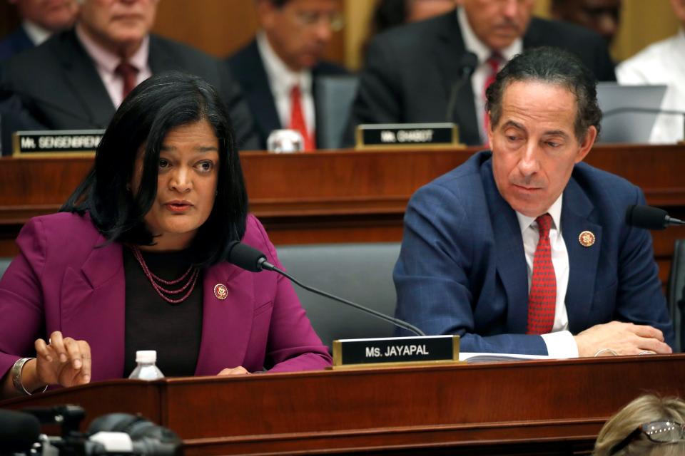 Rep. Pramila Jayapal, D-Wash., questions former special counsel Robert Mueller.