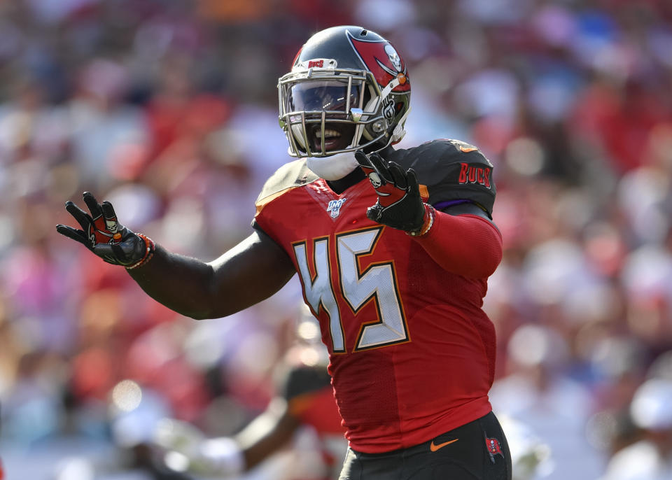 TAMPA, FL - SEPTEMBER 08: Tampa Bay Buccaneers inside linebacker Devin White (45) gives out signals during the first half of the season opener between the San Francisco 49ers and the Tampa Bay Bucs on September 08, 2019, at Raymond James Stadium in Tampa, FL. (Photo by Roy K. Miller/Icon Sportswire via Getty Images)