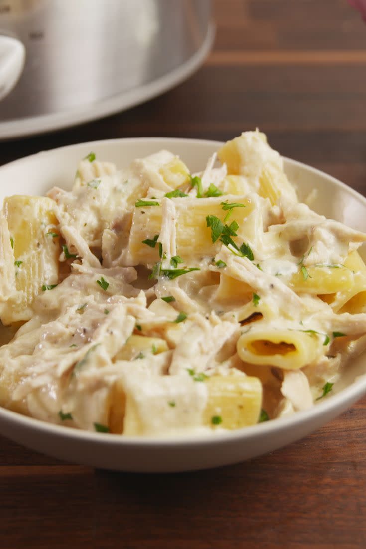 Slow-Cooker Chicken Alfredo