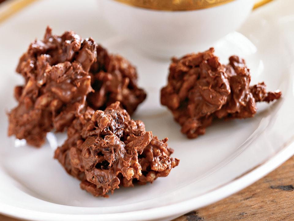 Chocolate Almond Cherry Crisps