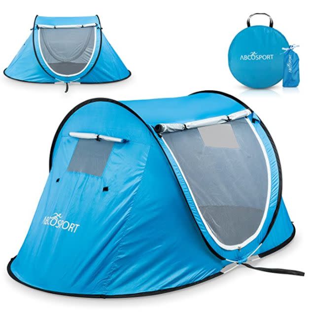 Find this Pop Up Automatic Instant Tent for $42 on <a href="https://amzn.to/3kBjVnu" target="_blank" rel="noopener noreferrer">Amazon</a>.