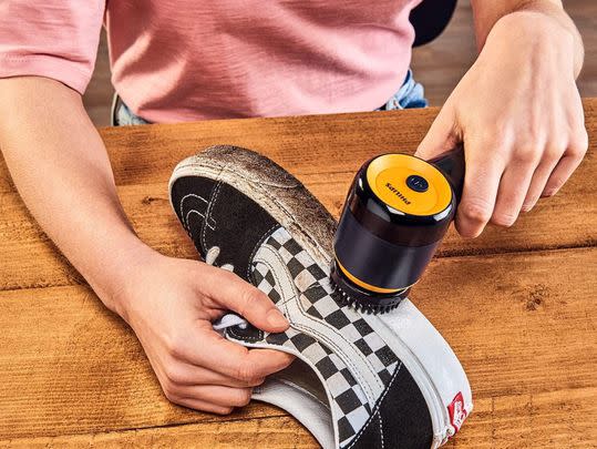 Give your trainers a new lease of life with this Philips sneaker cleaning brush and save 17%