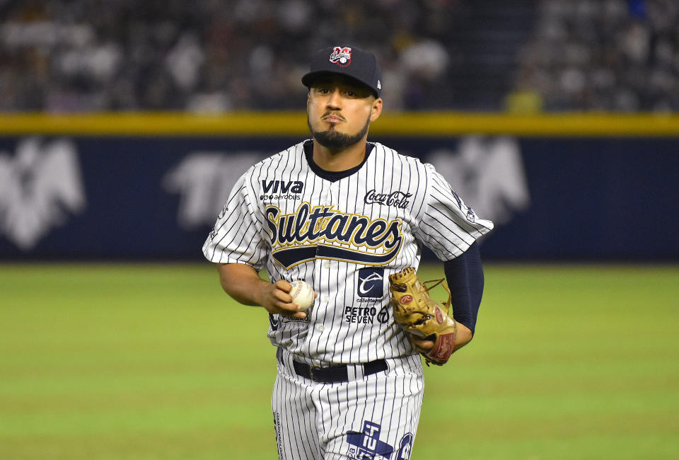 Ramón Rios, de los Sultanes de Monterrey, durante el juego inaugural de la LMB 2018 en el estadio Monterrey el 23 de Marzo de 2018 en Monterrey, México. / Foto: Jam Media