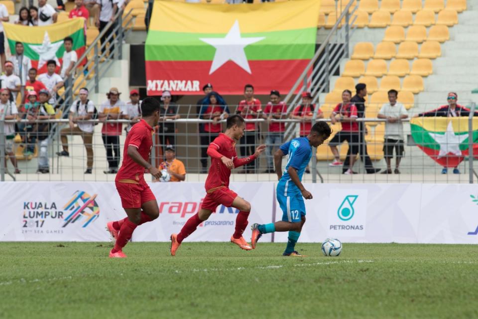 SEA Games: Singapore vs Myanmar