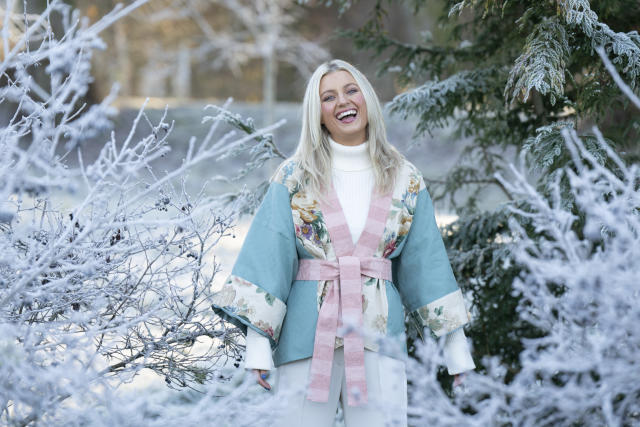 Kimono In The Snowstorm