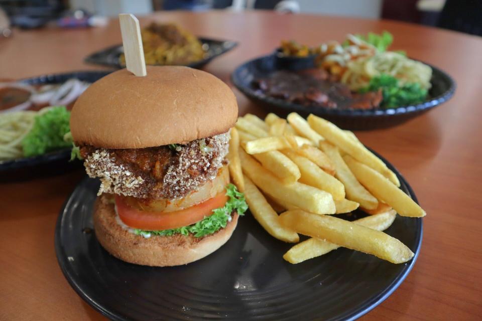 pangi nut - sambal nanas burger