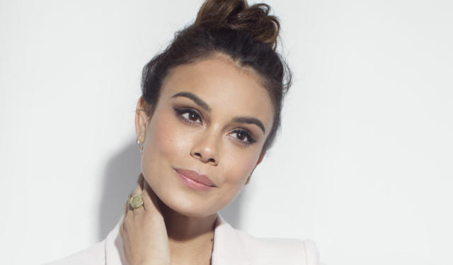 Nathalie Kelley To Star In 'The Baker And The Beauty' ABC Romantic Comedy  Pilot