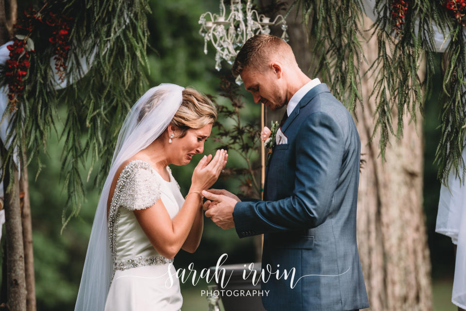 The bride received a sentimental surprise from a dearly departed relative.&nbsp; (Photo: <a href="http://sarahirvinphotography.com/" target="_blank">Sarah Irvin Photography</a>)