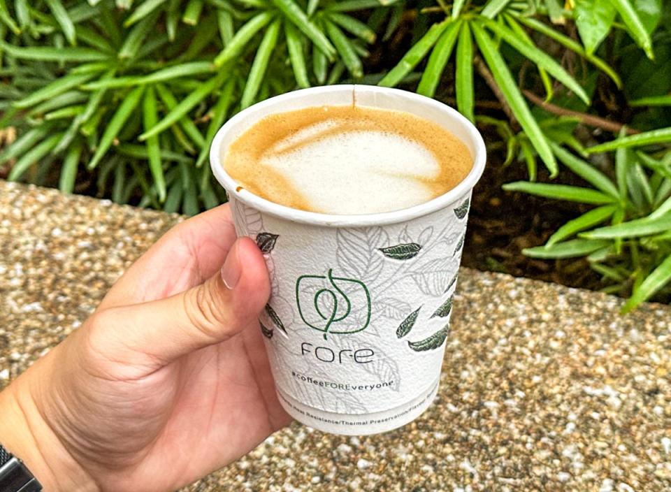 fore coffee - hot pandan latte