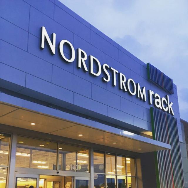 New Nordstrom Rack store to open in California, US