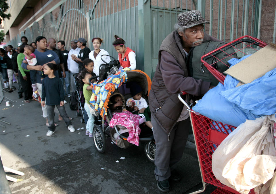 (Photo: JASON REDMOND / Reuters)